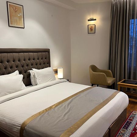 The Pangong Hotel Leh Exterior photo